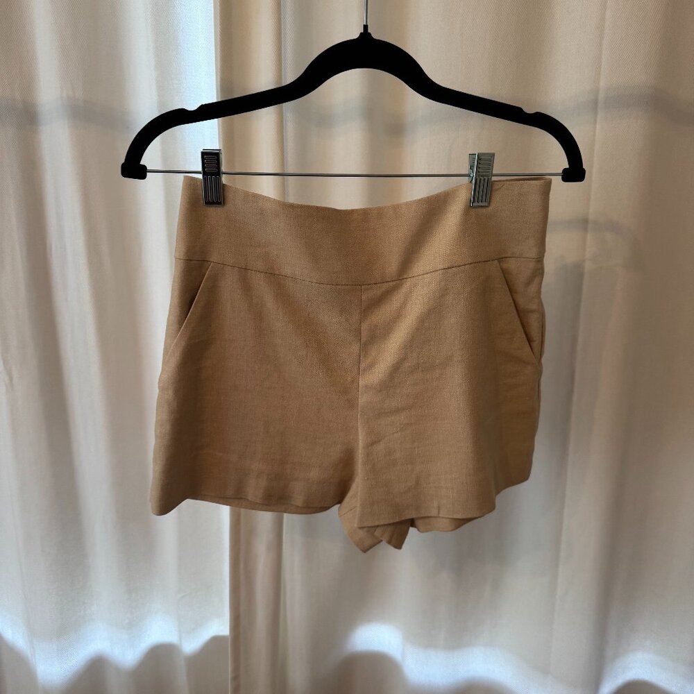 Alice + Olivia Donald High Waisted Short (Linen, Natural)